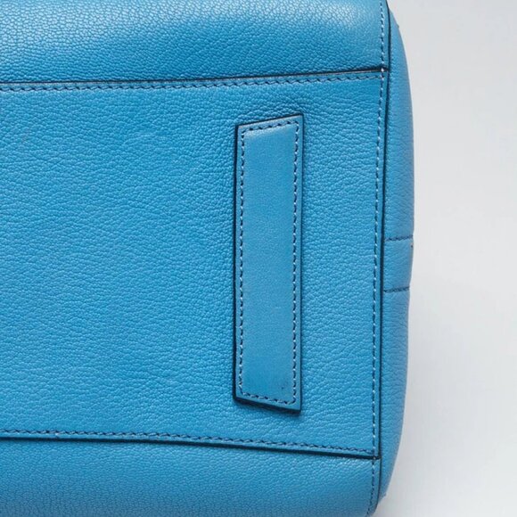 Givenchy Light Blue Sugar Goatskin Leather Medium Antigona Bag - Picture 5 of 12